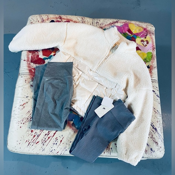 Fabletics jacket - Picture 3 of 3